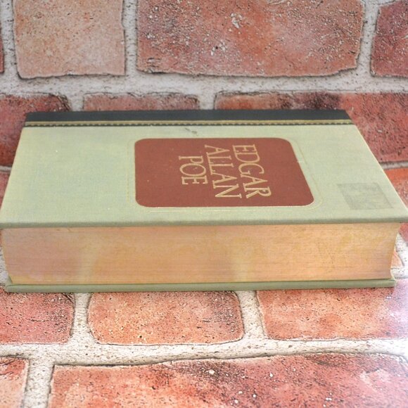 Vintage Book Collection Of Edgar Allan Poe 1985 Hard Cover Gold Edge Pages - Picture 6 of 7